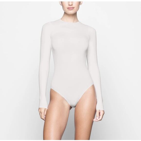 NWT Skims Essential Crew Neck Long Sleeve Thong Bodysuit S/M Marble Mock Neck - Picture 1 of 10